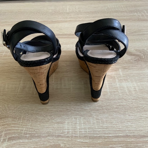 BCBGeneration Platform Wedge Sandals Size 6 - Picture 5 of 6